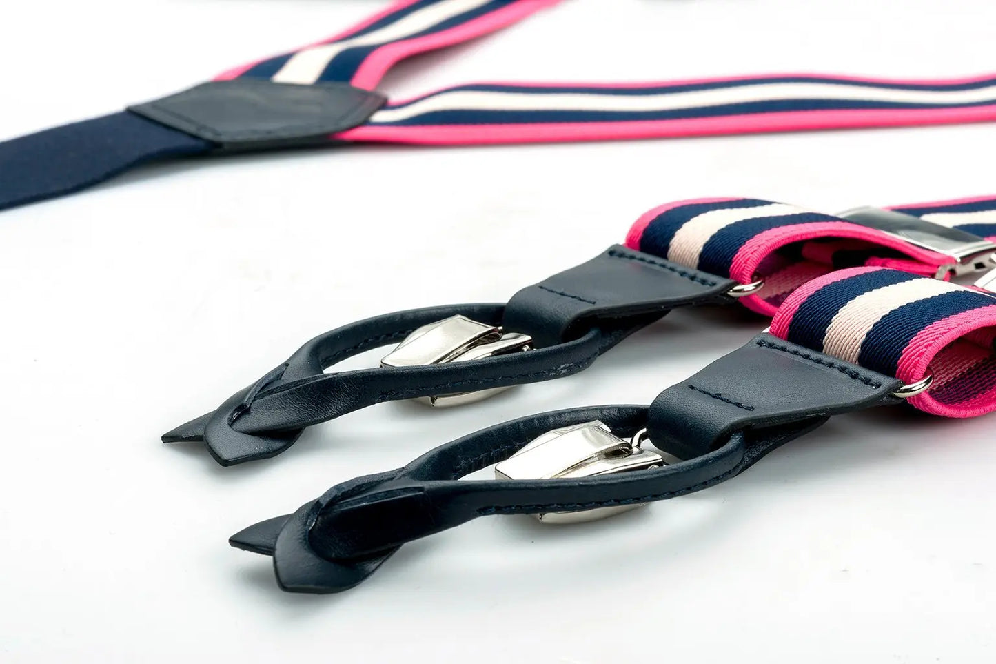 Roze bretels met blauwe strepen en blauw leer - bretels van het merk Hein Strijker